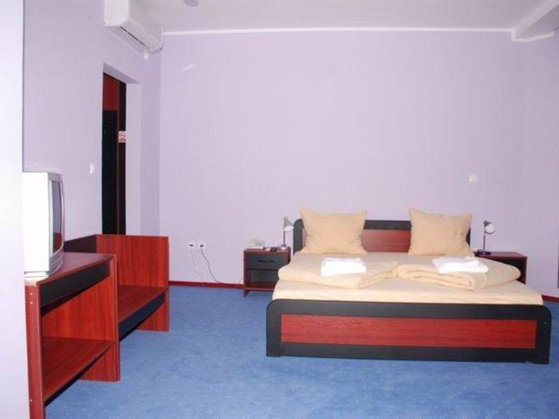 Hotel Car Smederevo Ruang foto